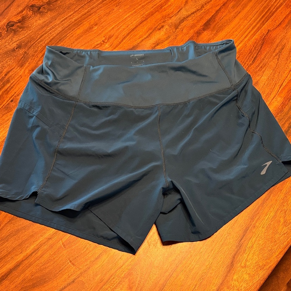 Brooks Dark Blue Women's Chaser 5”